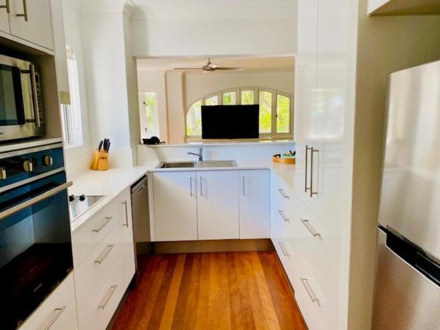 Beachview Apartments At Villa Paradiso Palm Cove Exterior foto