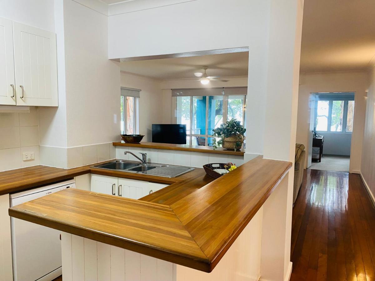 Beachview Apartments At Villa Paradiso Palm Cove Exterior foto